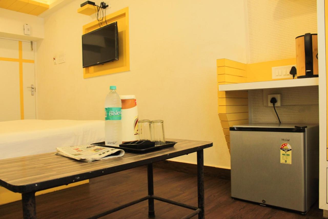 Hotel Maa Sharda Indore Zewnętrze zdjęcie