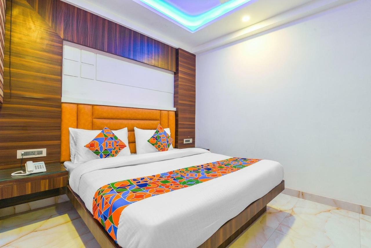 Hotel Maa Sharda Indore Zewnętrze zdjęcie