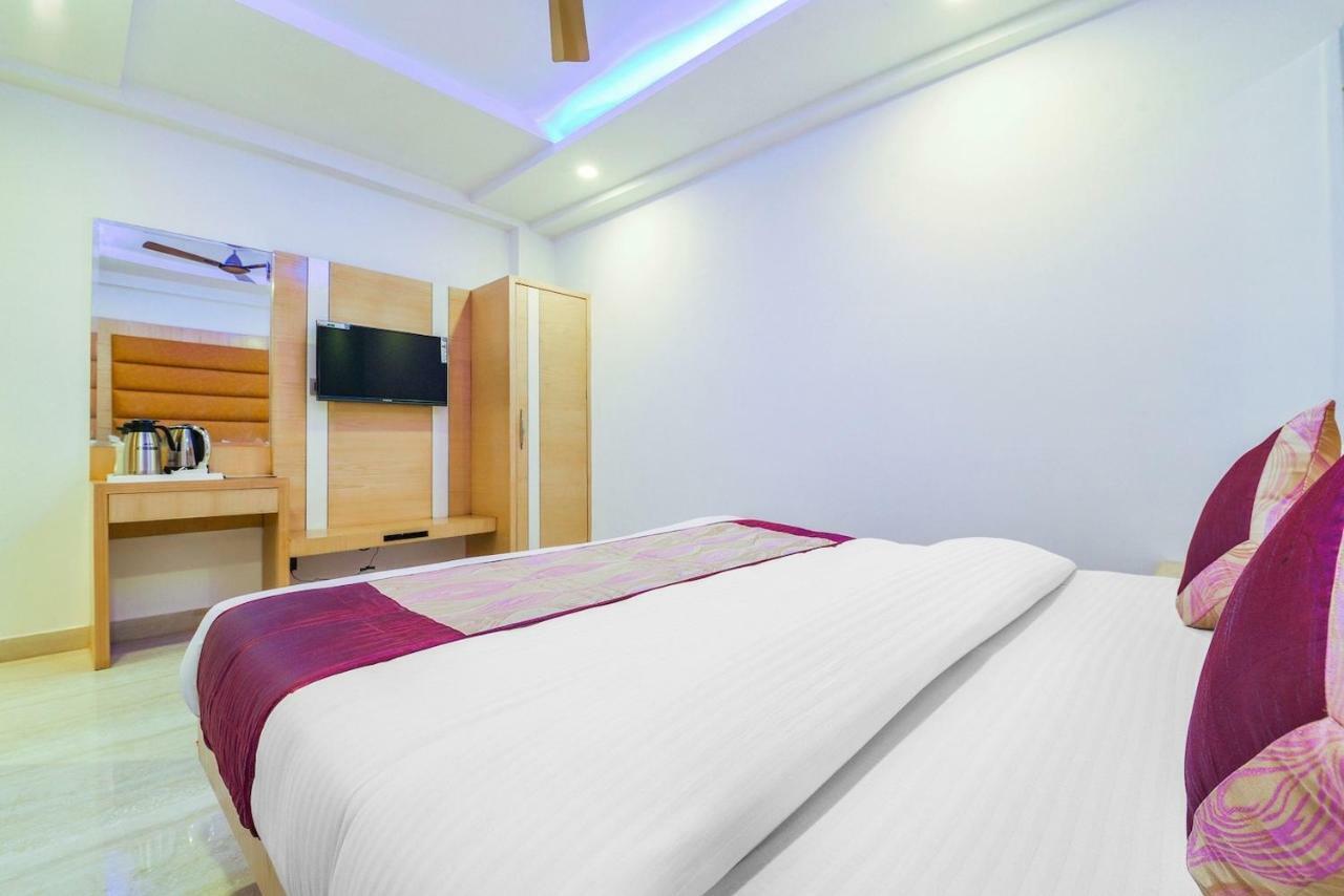 Hotel Maa Sharda Indore Zewnętrze zdjęcie