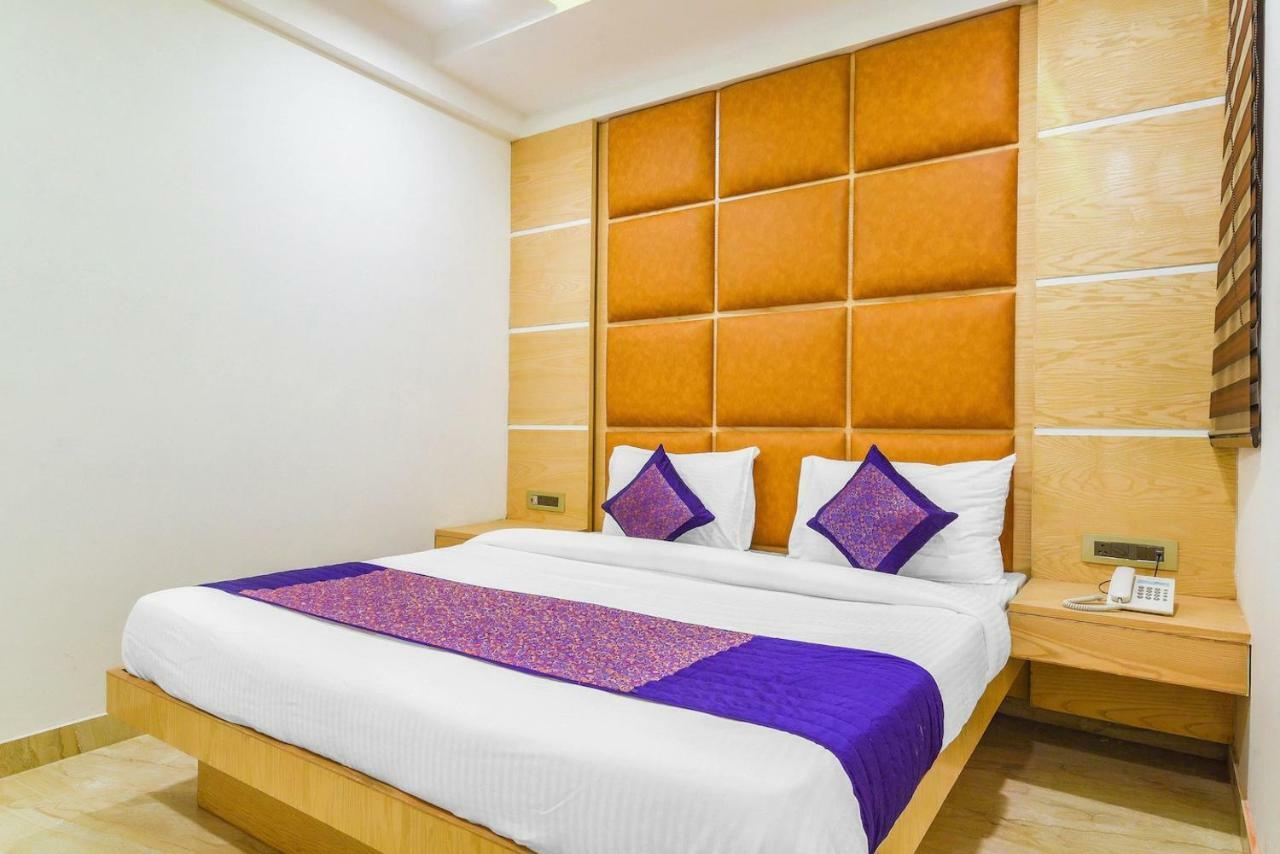 Hotel Maa Sharda Indore Zewnętrze zdjęcie