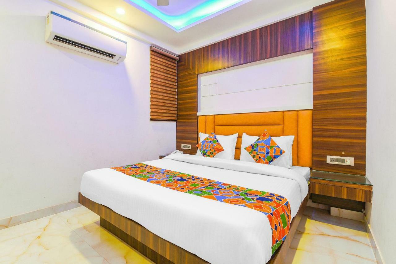 Hotel Maa Sharda Indore Zewnętrze zdjęcie